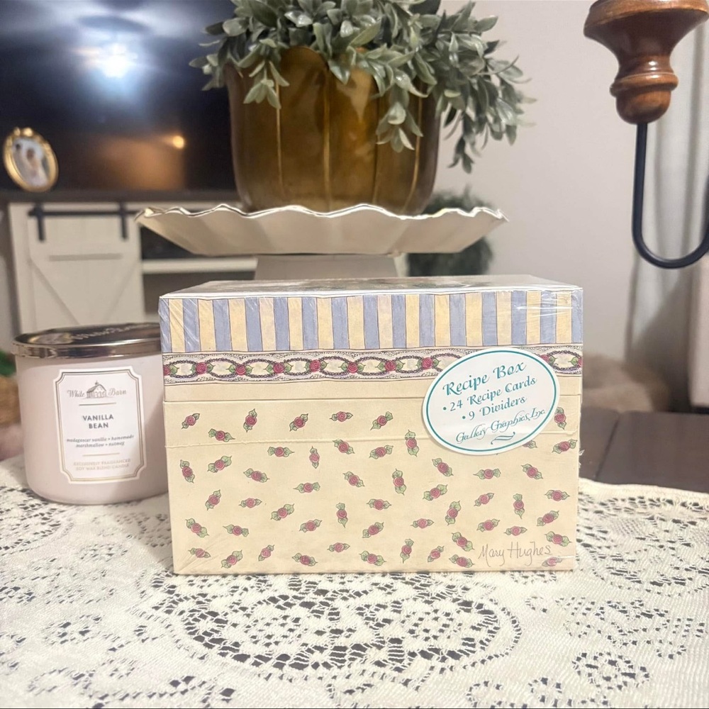 Floral Recipe Box with Cards